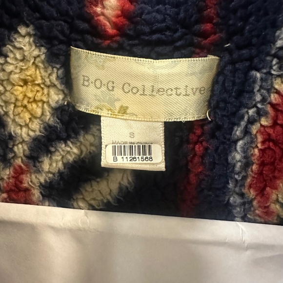 Fun cozy coat - Picture 2 of 2